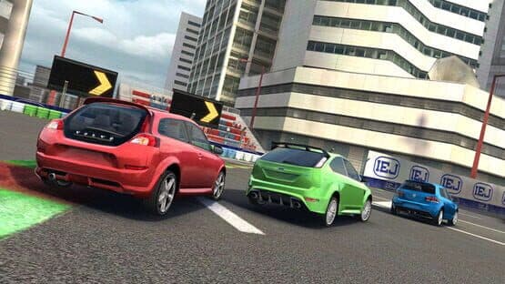 Real Racing 2 screenshot 4