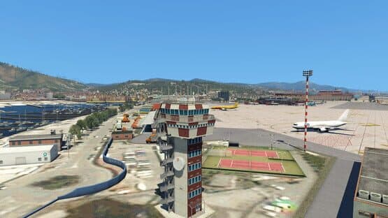 X-Plane 11: Aerosoft Airport Genoa screenshot 1