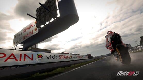 MotoGP 14: Donington Park British Grand Prix DLC screenshot 4