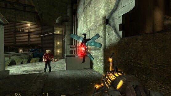 Half-Life 2: Year Long Alarm screenshot 1